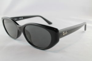 Ray-Ban 4457 D
